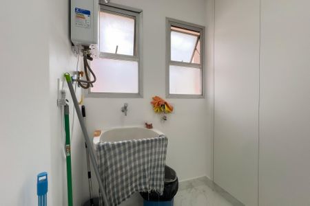 Apartamento para alugar com 204m², 4 quartos e 3 vagas Apartamento para alugar com 204m², 4 quartos e 3 vagasÁrea de Serviço