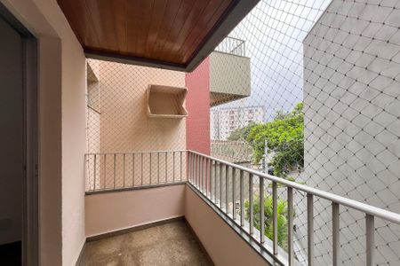 Apartamento para alugar com 204m², 4 quartos e 3 vagas Apartamento para alugar com 204m², 4 quartos e 3 vagasVaranda da Suíte 1