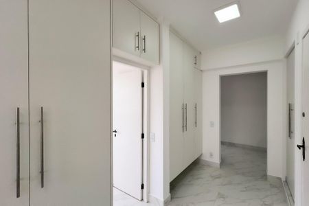 Apartamento para alugar com 204m², 4 quartos e 3 vagas Apartamento para alugar com 204m², 4 quartos e 3 vagasÁrea de Serviço
