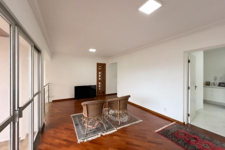 Apartamento para alugar com 204m², 4 quartos e 3 vagas Apartamento para alugar com 204m², 4 quartos e 3 vagasSala