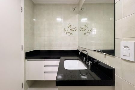 Apartamento para alugar com 204m², 4 quartos e 3 vagas Apartamento para alugar com 204m², 4 quartos e 3 vagasBanheiro da Suíte 3