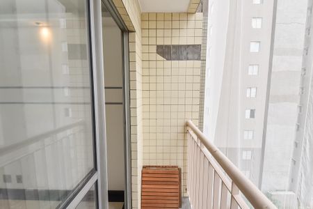 Varanda de apartamento à venda com 3 quartos, 61m² em Cambuci, São Paulo