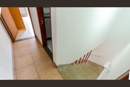 Escada de casa para alugar com 3 quartos, 200m² em Vila Jaguara, São Paulo