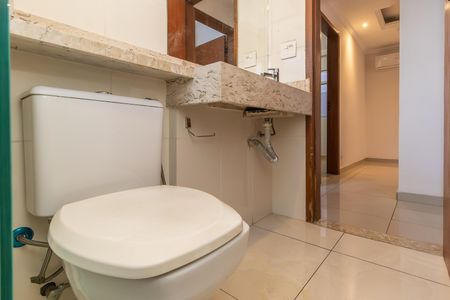 Apartamento para alugar com 67m², 3 quartos e 1 vagaBanheiro