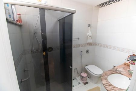 Apartamento à venda com 136m², 3 quartos e 1 vagaBanheiro da Suíte