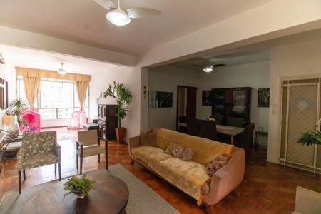 Sala de apartamento à venda com 3 quartos, 136m² em Icaraí, Niterói