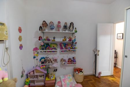 Apartamento à venda com 136m², 3 quartos e 1 vagaQuarto 2