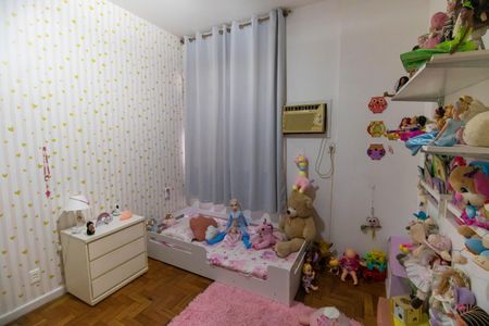 Apartamento à venda com 136m², 3 quartos e 1 vagaQuarto 2