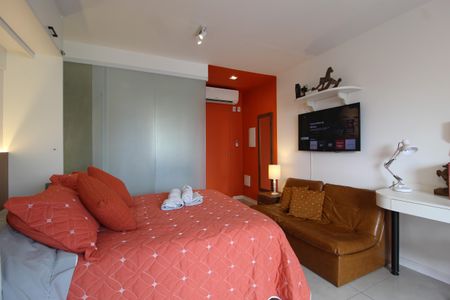 Quarto Suíte de kitnet/studio para alugar com 1 quarto, 30m² em Vila Olímpia, São Paulo