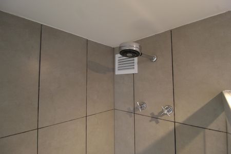 Banheiro da Suíte de kitnet/studio para alugar com 1 quarto, 30m² em Vila Olímpia, São Paulo