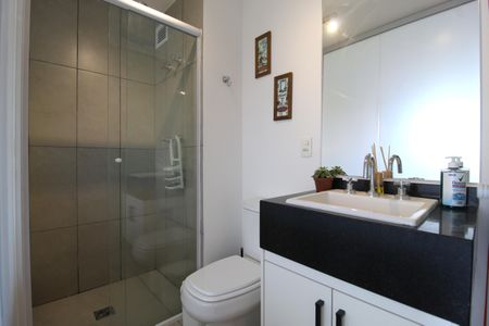 Banheiro da Suíte de kitnet/studio para alugar com 1 quarto, 30m² em Vila Olímpia, São Paulo
