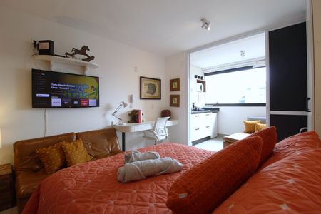 Quarto Suíte de kitnet/studio para alugar com 1 quarto, 30m² em Vila Olímpia, São Paulo