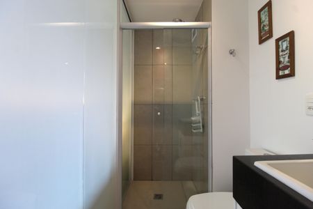 Banheiro da Suíte de kitnet/studio para alugar com 1 quarto, 30m² em Vila Olímpia, São Paulo