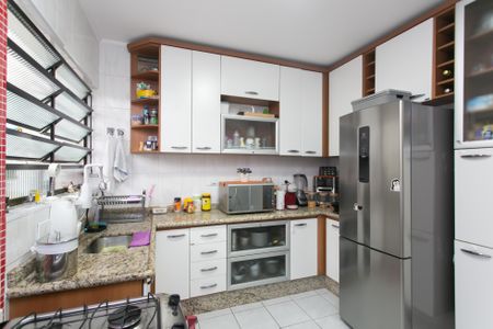 Casa de condomínio à venda com 82m², 2 quartos e 2 vagasCozinha 