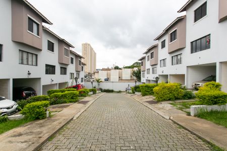 Casa de condomínio à venda com 82m², 2 quartos e 2 vagasCondomínio 