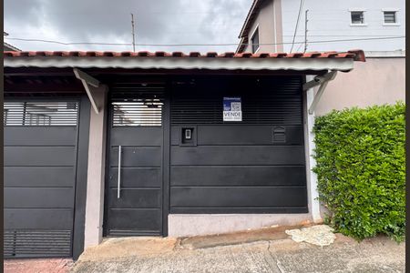 Casa de condomínio à venda com 82m², 2 quartos e 2 vagasFachada 
