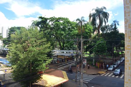 Apartamento para alugar com 79m², 4 quartos e sem vagaVista da Rua