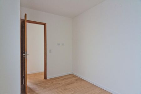 Casa para alugar com 70m², 2 quartos e 2 vagasSuíte 1