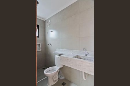 Casa para alugar com 70m², 2 quartos e 2 vagasBanheiro da Suíte 2