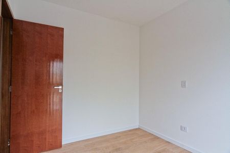 Casa para alugar com 70m², 2 quartos e 2 vagasSuíte 2