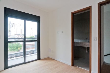 Casa para alugar com 70m², 2 quartos e 2 vagasSuíte 2