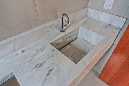 Casa para alugar com 70m², 2 quartos e 2 vagasBanheiro da Suíte 2