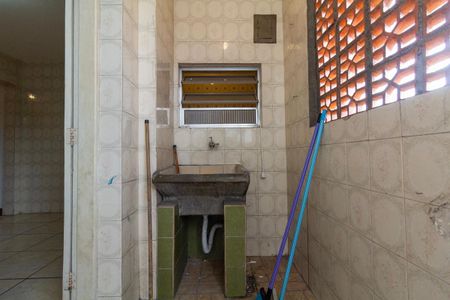 Casa para alugar com 100m², 3 quartos e sem vagaÁrea de Serviço 2