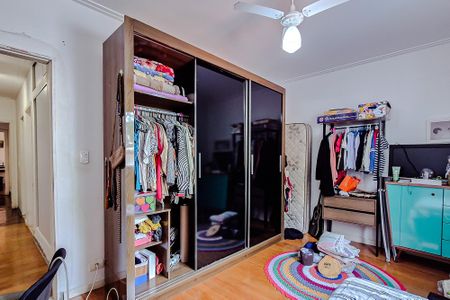 Casa à venda com 175m², 5 quartos e 2 vagas Casa à venda com 175m², 5 quartos e 2 vagasQuarto 2