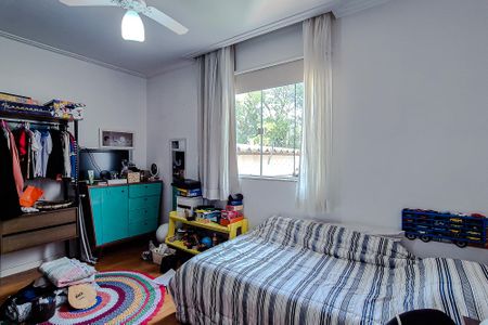 Casa à venda com 175m², 5 quartos e 2 vagas Casa à venda com 175m², 5 quartos e 2 vagasQuarto 2