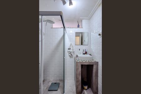 Casa à venda com 175m², 5 quartos e 2 vagas Casa à venda com 175m², 5 quartos e 2 vagasBanheiro