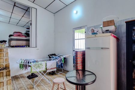 Casa à venda com 175m², 5 quartos e 2 vagas Casa à venda com 175m², 5 quartos e 2 vagasCozinha (Casa 2)