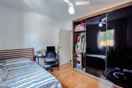 Casa à venda com 175m², 5 quartos e 2 vagas Casa à venda com 175m², 5 quartos e 2 vagasQuarto 2