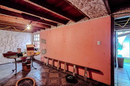 Casa à venda com 175m², 5 quartos e 2 vagas Casa à venda com 175m², 5 quartos e 2 vagasÁrea de Serviço