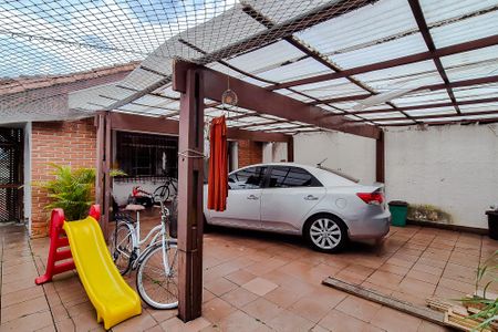 Casa à venda com 175m², 5 quartos e 2 vagas Casa à venda com 175m², 5 quartos e 2 vagasGaragem