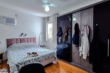 Casa à venda com 175m², 5 quartos e 2 vagas Casa à venda com 175m², 5 quartos e 2 vagasQuarto 1 - Suíte