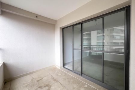 Varanda de kitnet/studio à venda com 1 quarto, 28m² em Sacomã, São Paulo