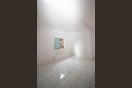 Quarto de casa para alugar com 1 quarto, 100m² em Parque Primavera, Guarulhos