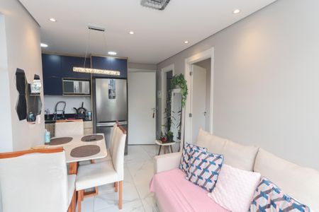 Sala de apartamento à venda com 2 quartos, 49m² em Parque Edu Chaves, São Paulo