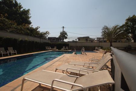 Apartamento à venda com 49m², 2 quartos e 1 vaga Apartamento à venda com 49m², 2 quartos e 1 vagaÁrea comum - Piscina