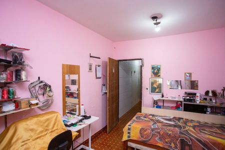 Casa à venda com 257m², 5 quartos e 3 vagasQuarto 2 Casa 1