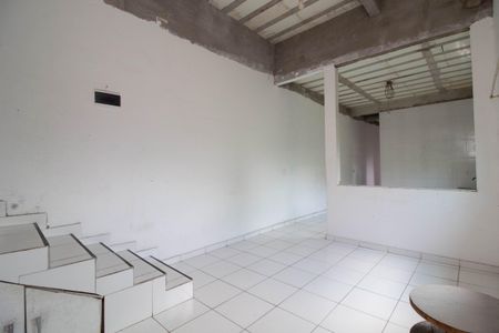 Sala de casa para alugar com 3 quartos, 65m² em Parque Primavera, Guarulhos