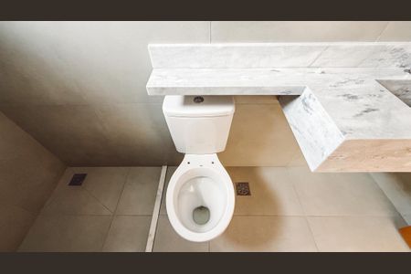 Casa para alugar com 70m², 2 quartos e 2 vagasBanheiro da Suíte 2