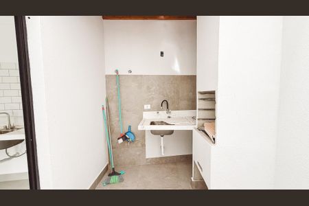 Casa para alugar com 70m², 2 quartos e 2 vagasÁrea de Serviço