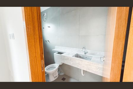 Casa para alugar com 70m², 2 quartos e 2 vagasBanheiro da Suíte 2