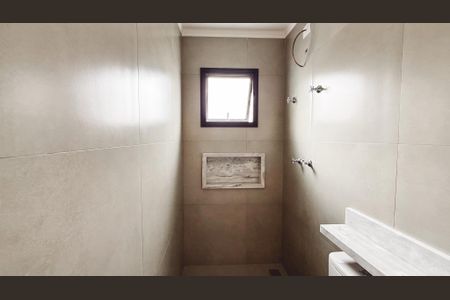 Casa para alugar com 70m², 2 quartos e 2 vagasBanheiro da Suíte 2