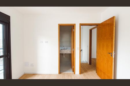 Casa para alugar com 70m², 2 quartos e 2 vagasSuíte 2