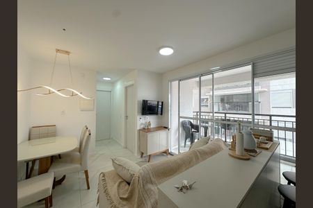 Sala/Cozinha de apartamento para alugar com 2 quartos, 49m² em Barra Funda, São Paulo