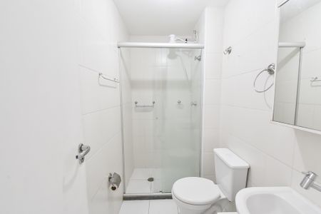 Banheiro de apartamento para alugar com 1 quarto, 35m² em Cambuci, São Paulo