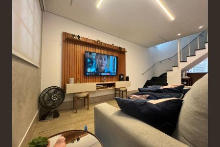 Foto 03 de casa à venda com 2 quartos, 142m² em Vila Dom Pedro II, São Paulo