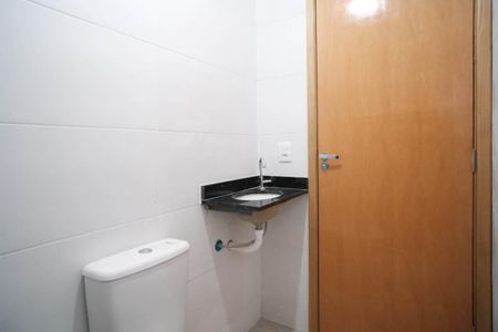 Casa à venda com 109m², 3 quartos e 2 vagasBanheiro